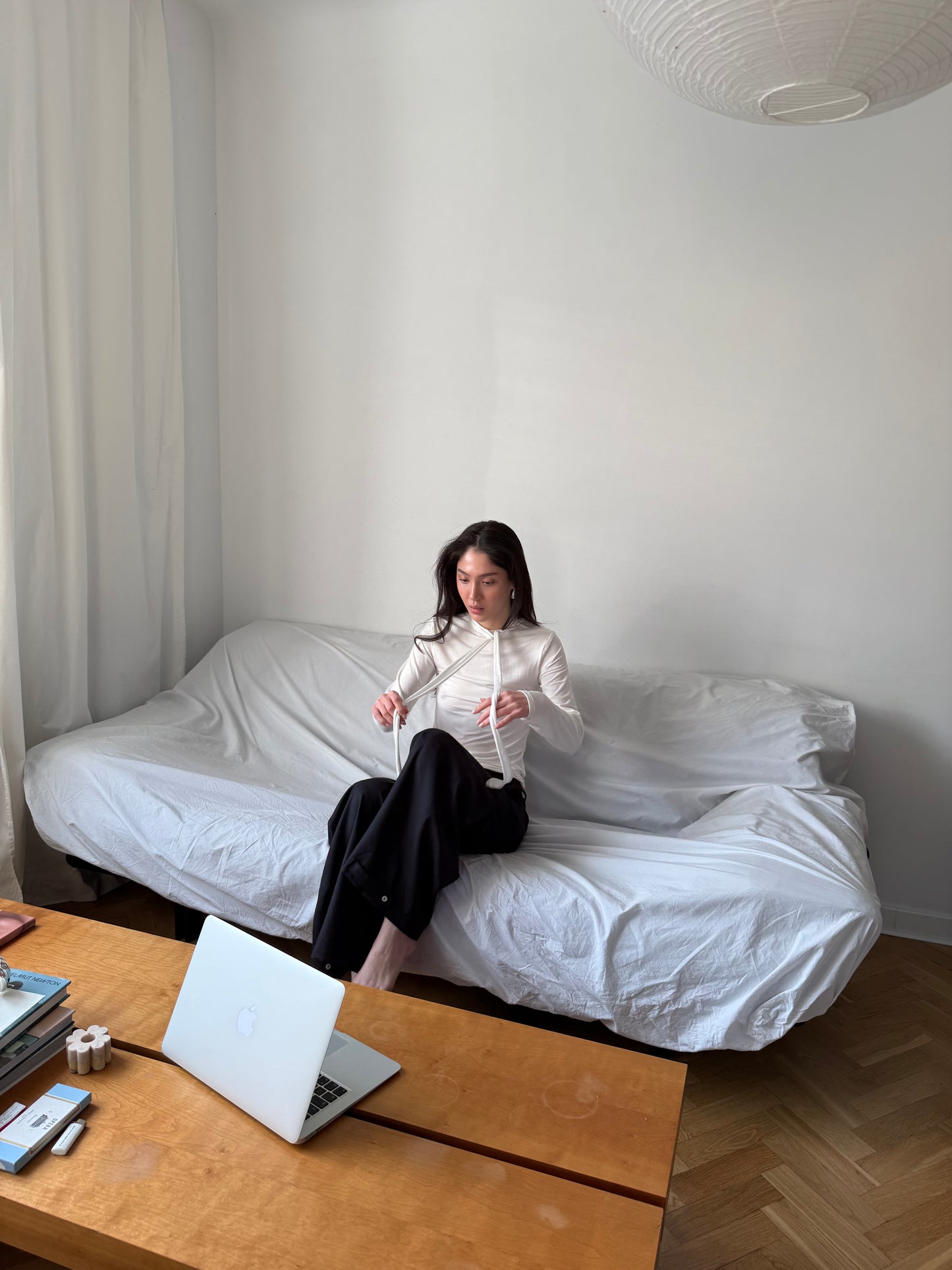 Longsleeve z szaliczkiem