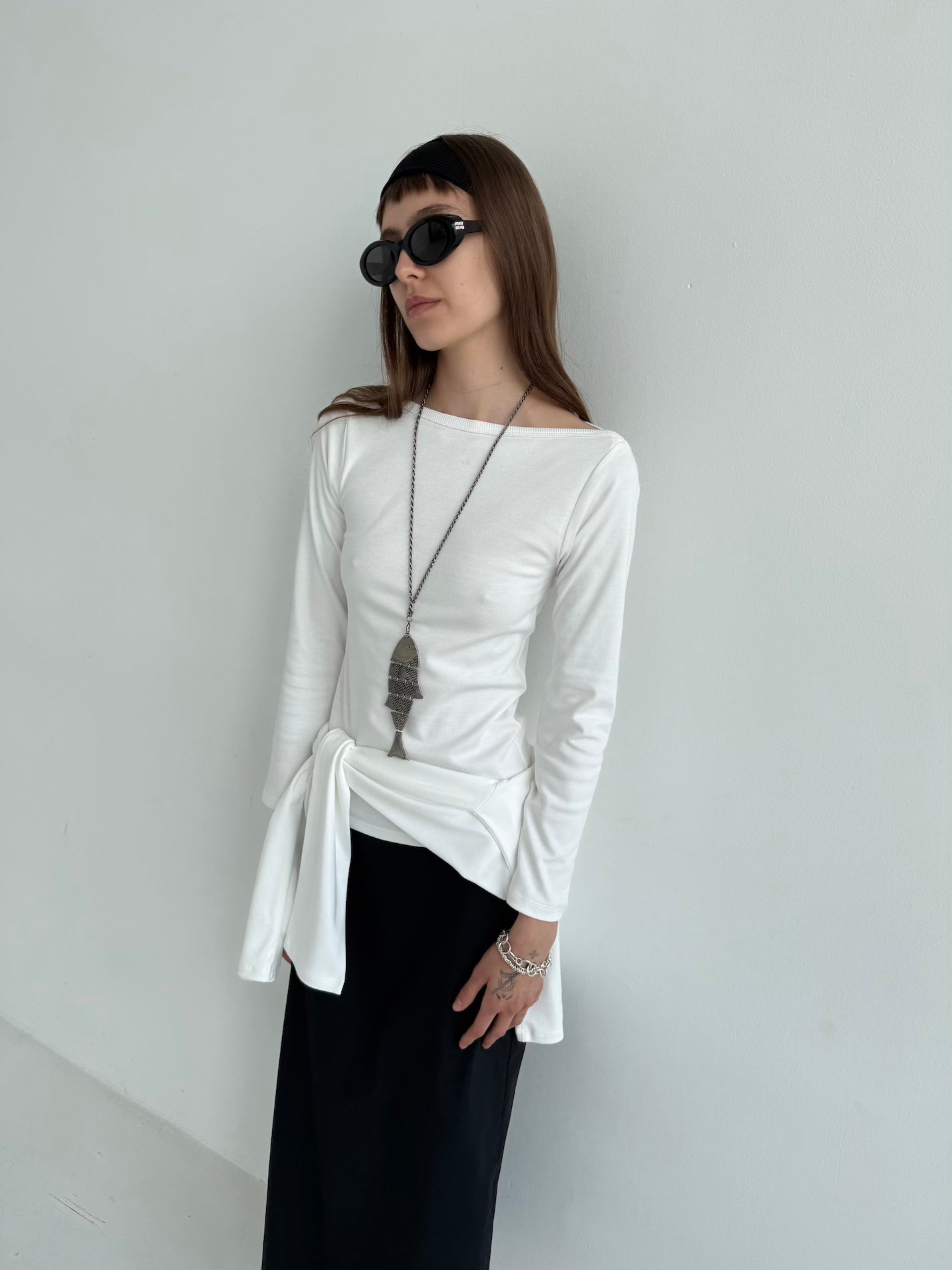 Boat Neck Longsleeve white
