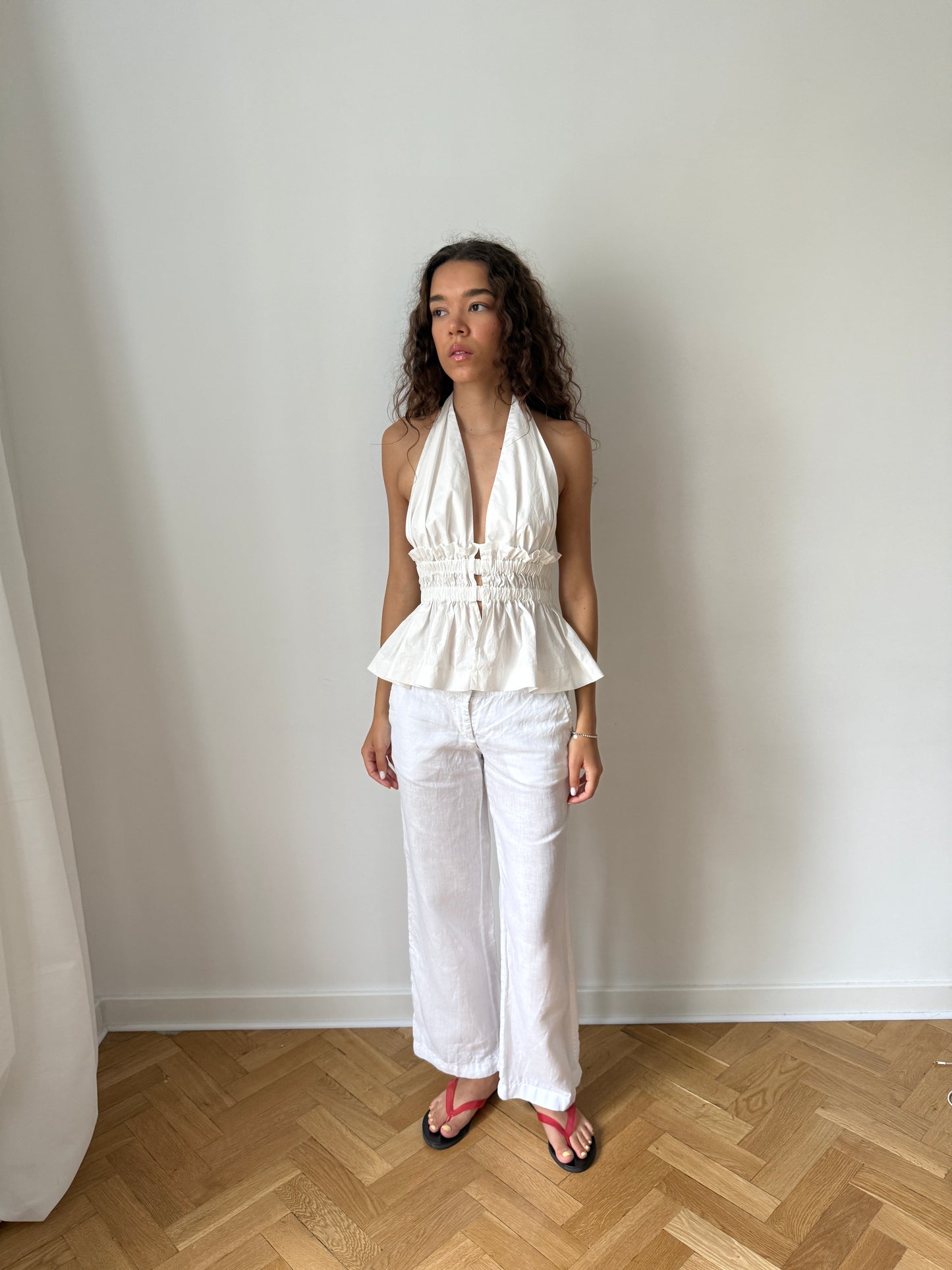 Top Astrid White