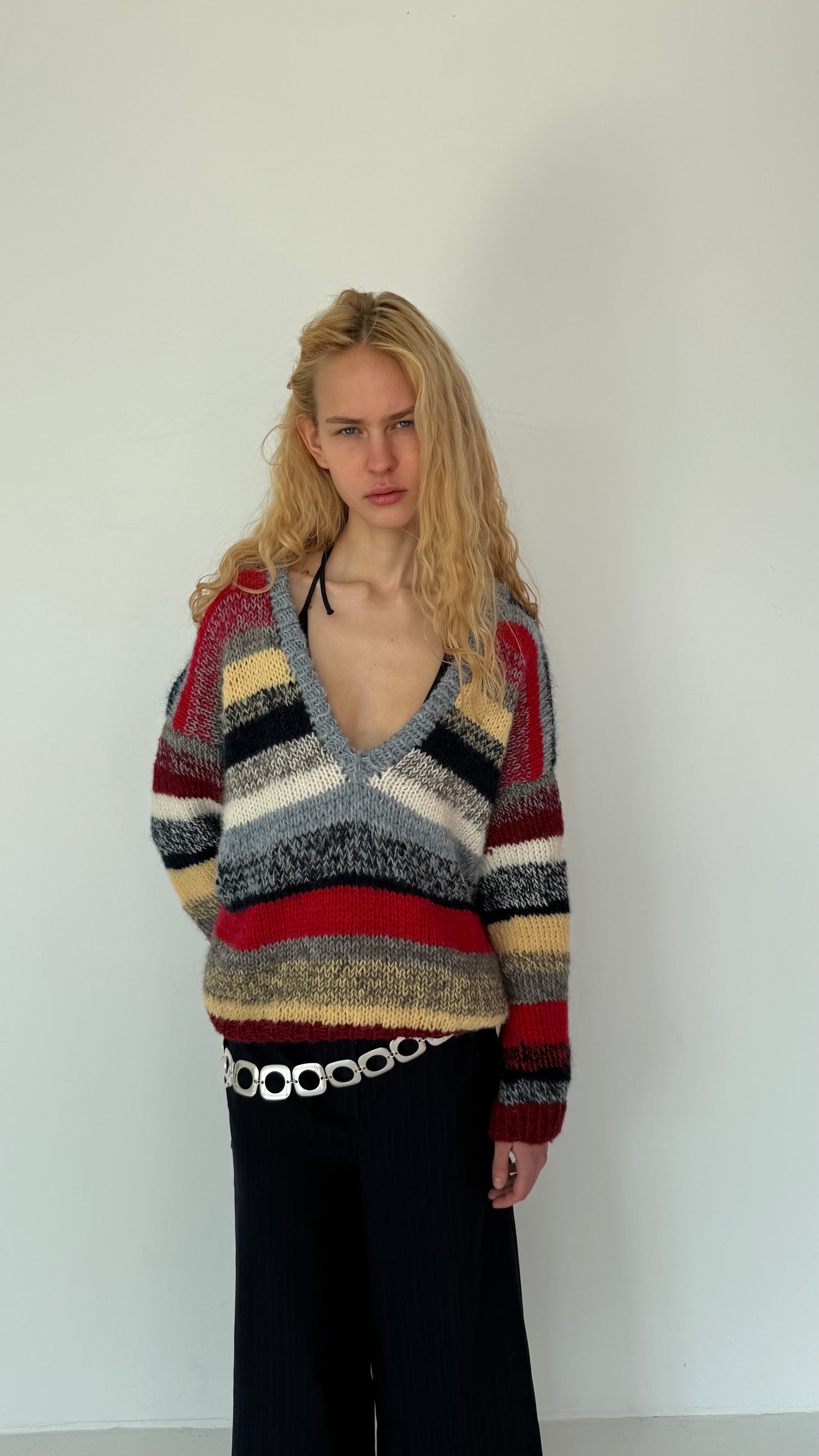 PREORDER V-neck Sweater stripes