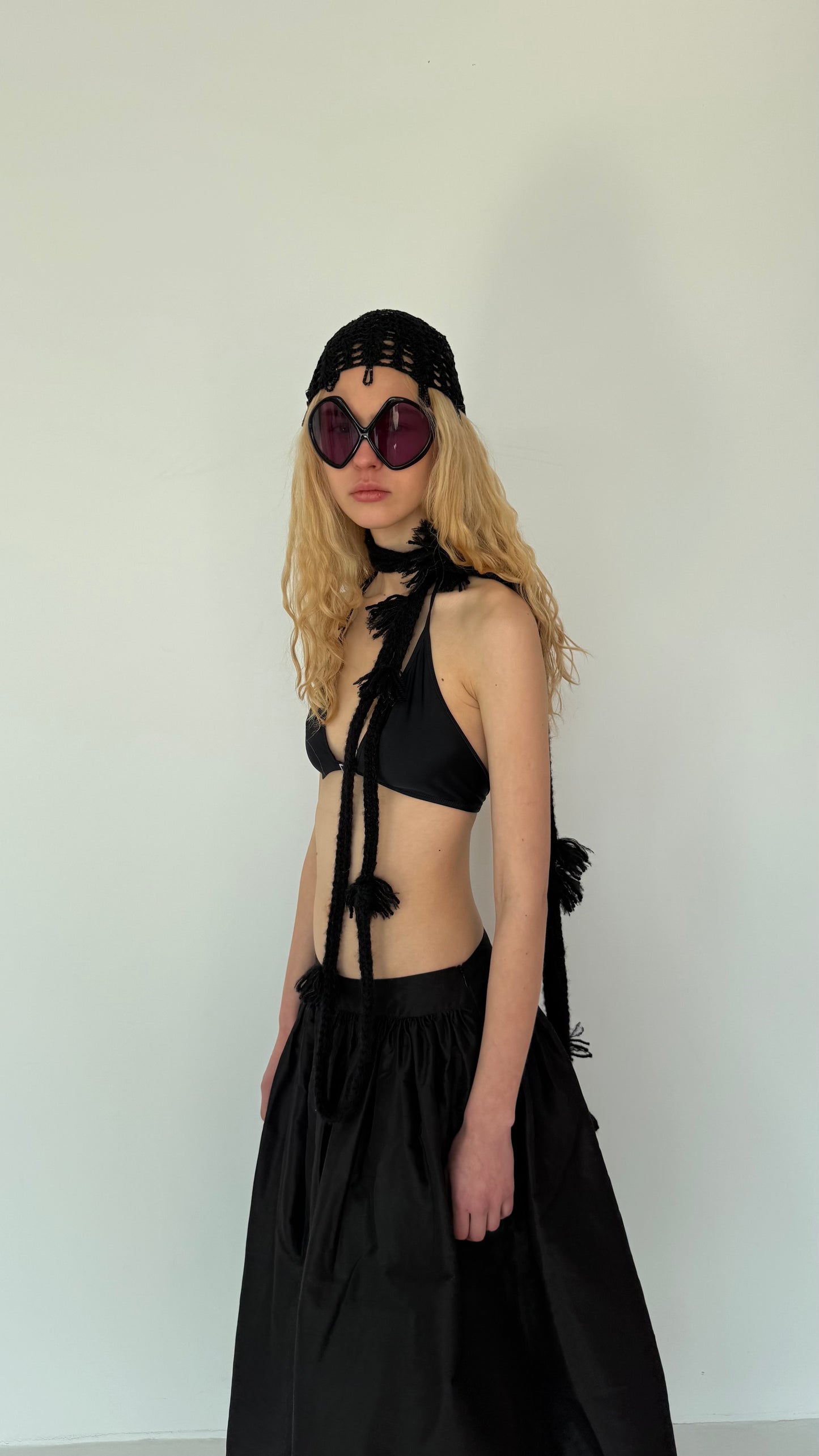 PREORDER Tassels Scarf black