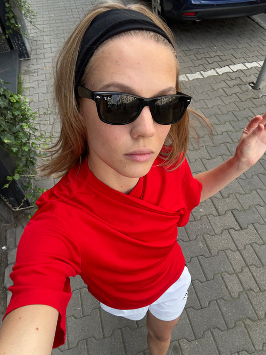 Top Alma red