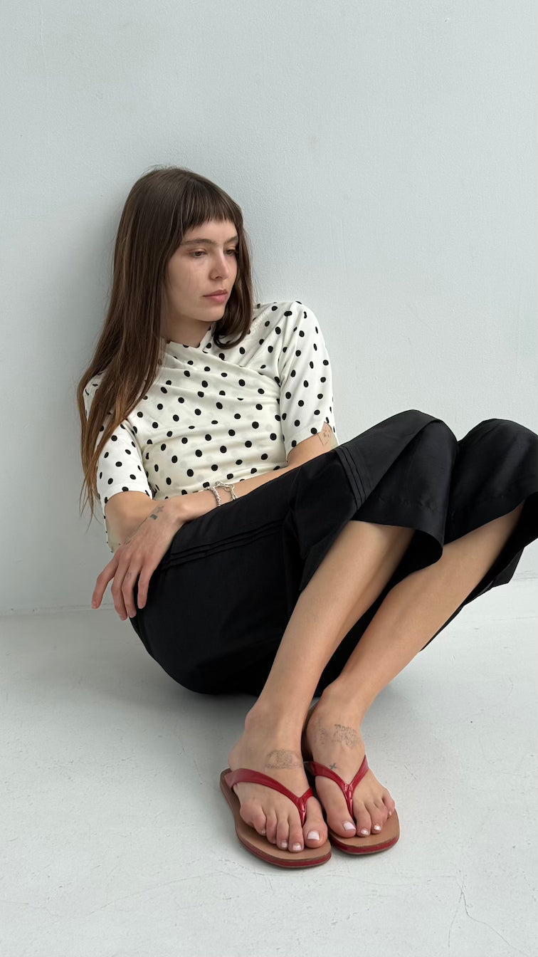 Top Alma polka dots